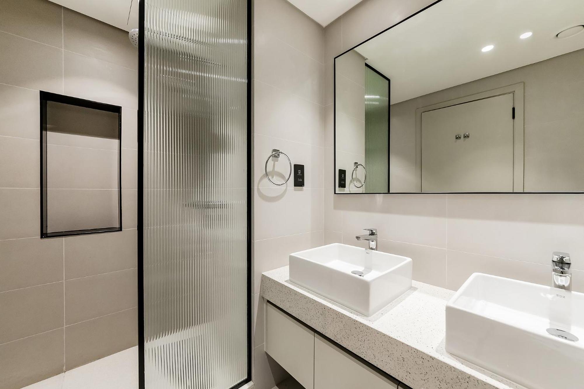 Stylish Apartment In Marina Vista * Dubai
